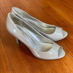 Elegant Women's Peep-Toe Heels